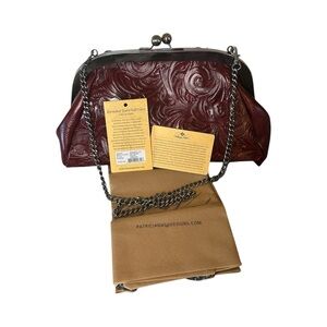 NWT Patricia Nash Mia Frame Kiss Lock Purse. Retail $169.00